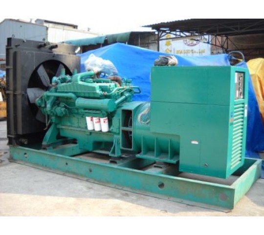 Máy Phát Điện Cummins VTA28-G3